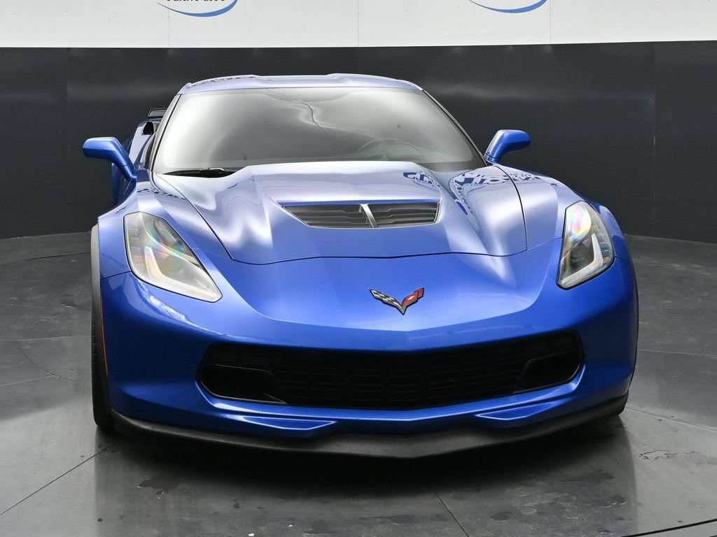 Used 2019 Chevrolet Corvette Z06 RWD image 2