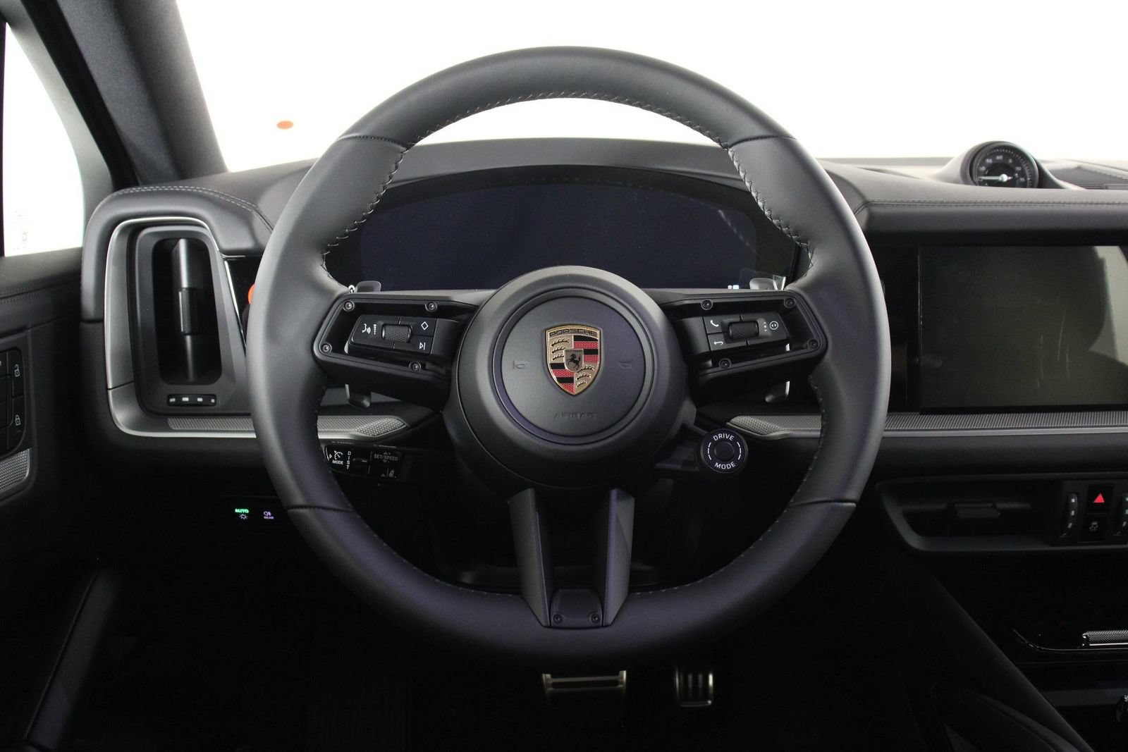 New 2026 Porsche Cayenne S AWD/4WD image 12