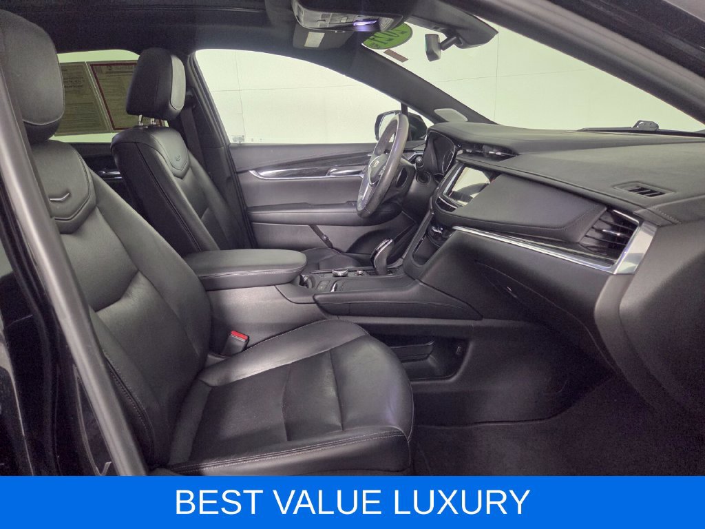 Used 2021 Cadillac XT5 Premium Luxury w/ LPO, Floor Liner Package AWD/4WD image 31