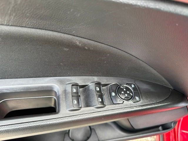Used 2020 Ford Fusion SE AWD/4WD image 12