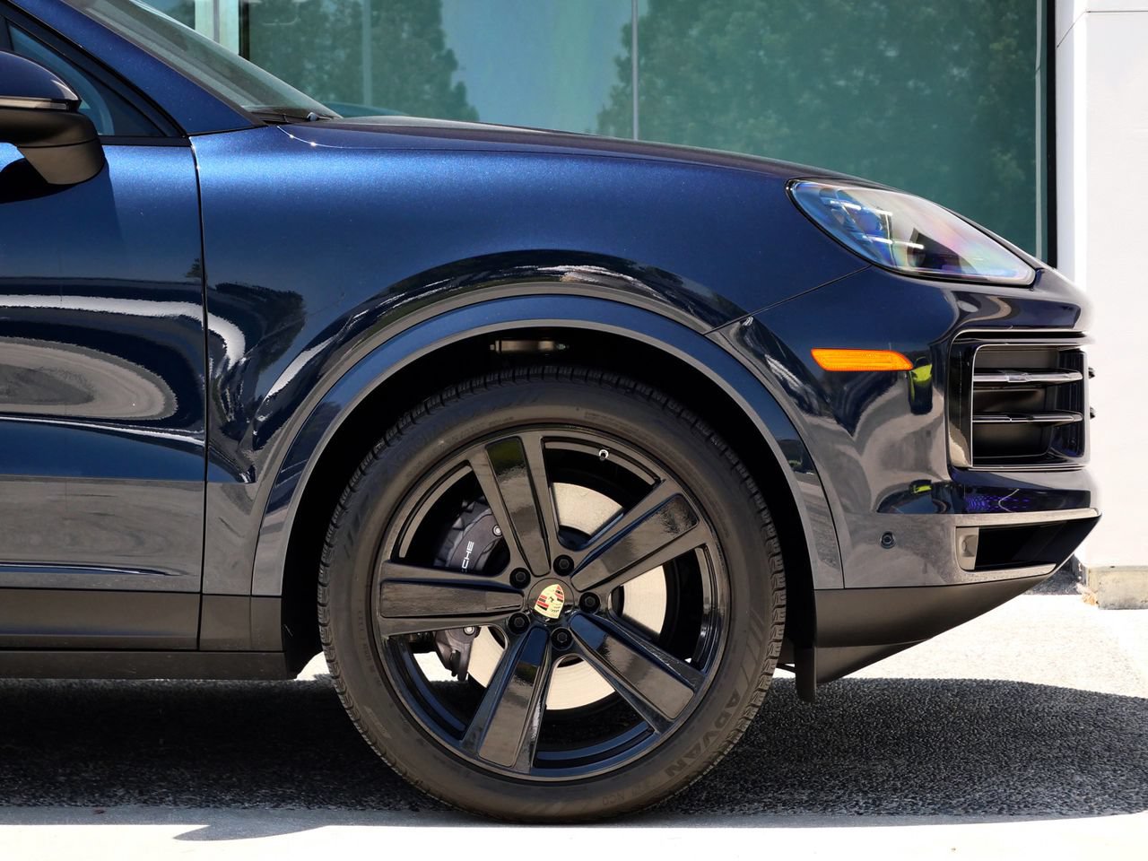 Used 2024 Porsche Cayenne Coupe AWD/4WD image 8