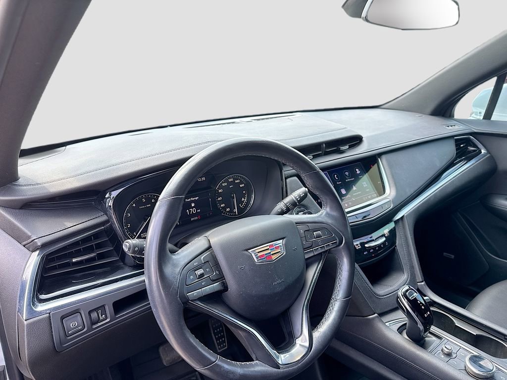 Used 2023 Cadillac XT6 Luxury image 12