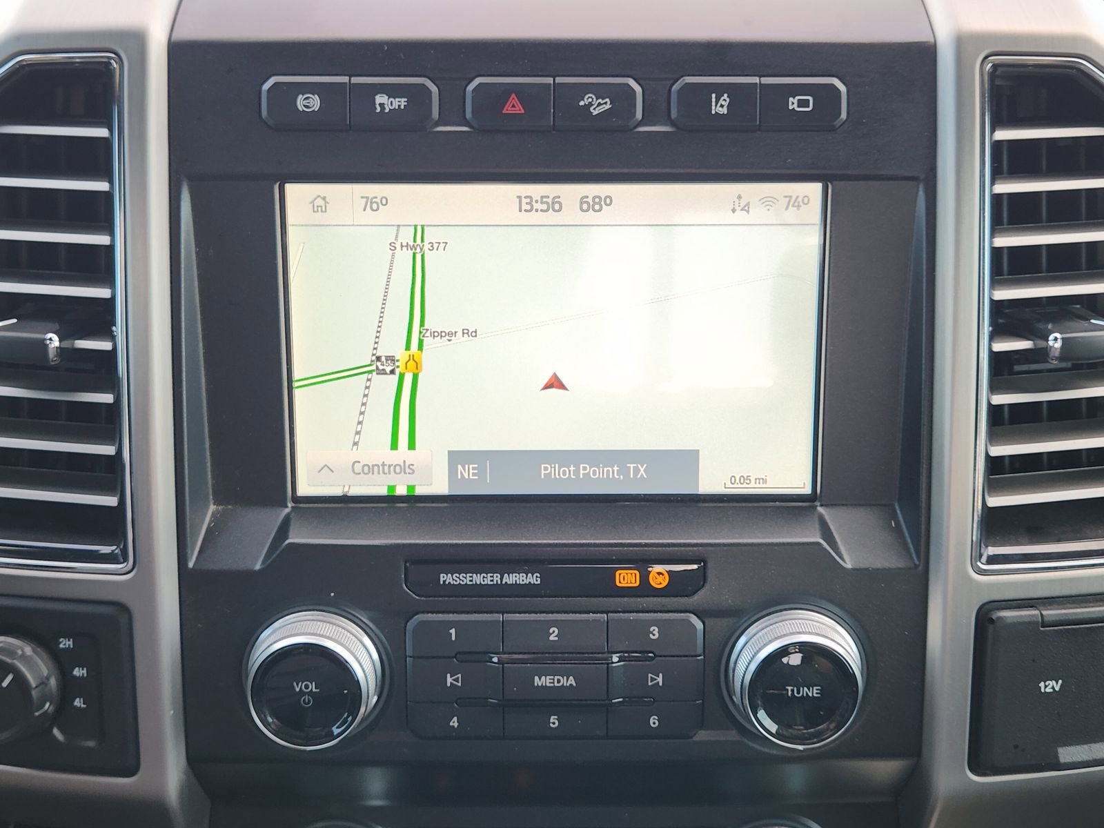 Used 2021 Ford F350 Platinum image 19