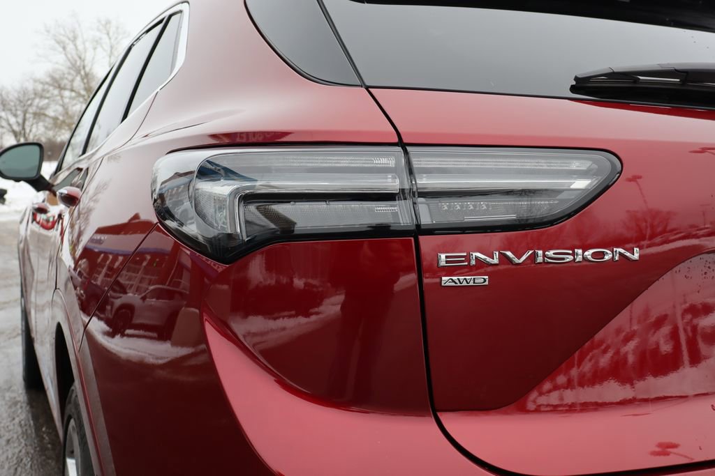 Used 2023 Buick Envision Avenir image 34