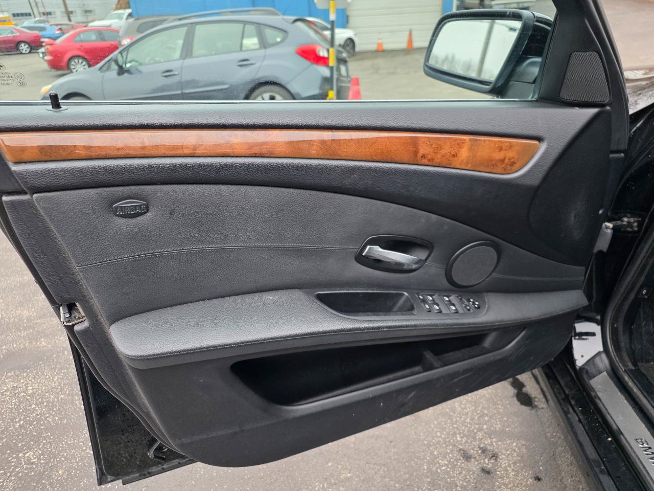 Used 2009 BMW 528i Sedan RWD image 27