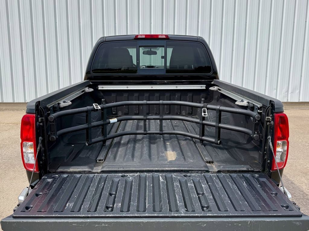 Used 2018 Nissan Frontier SV w/ Value Truck Package AWD/4WD image 16