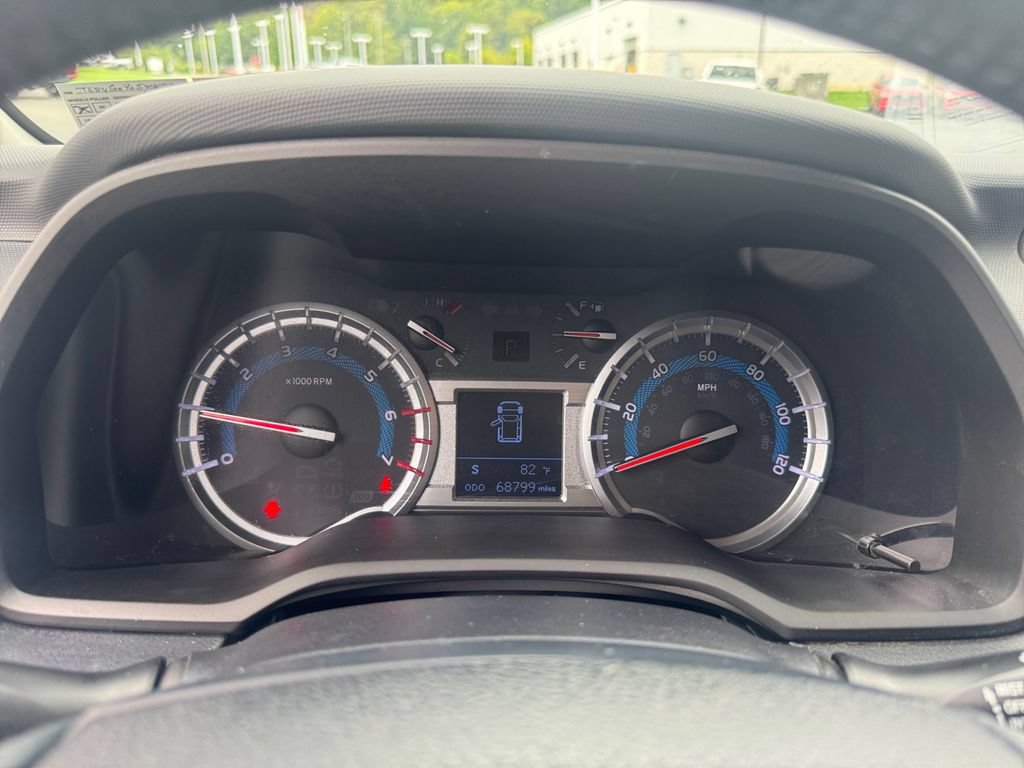 Used 2016 Toyota 4Runner SR5 AWD/4WD image 16