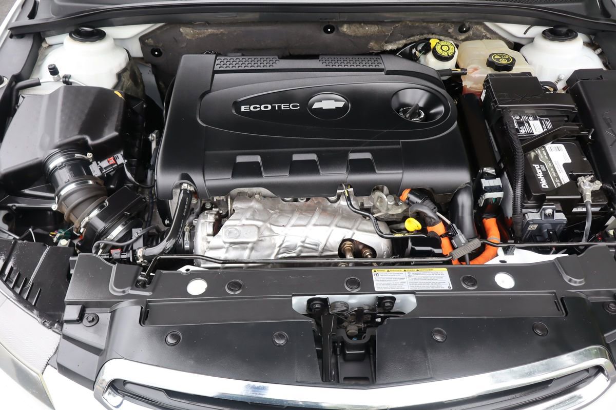 Used 2015 Chevrolet Cruze Diesel FWD image 46