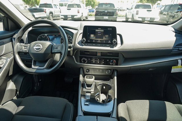 New 2026 Nissan Rogue S image 13