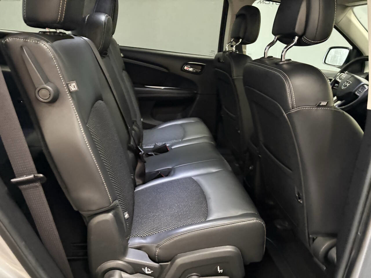 Used 2019 Dodge Journey Crossroad w/ Nav & Sun Group image 35