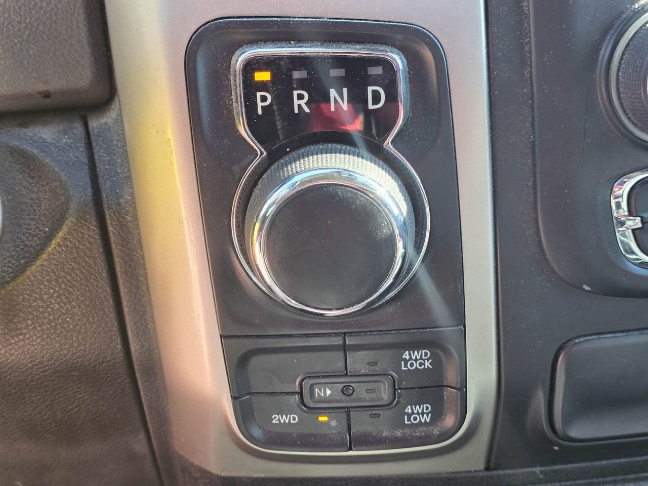 Used 2019 RAM 1500 Classic SLT w/ Luxury Group AWD/4WD image 19