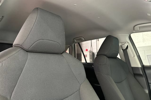 Certified 2024 Toyota RAV4 LE AWD/4WD image 21