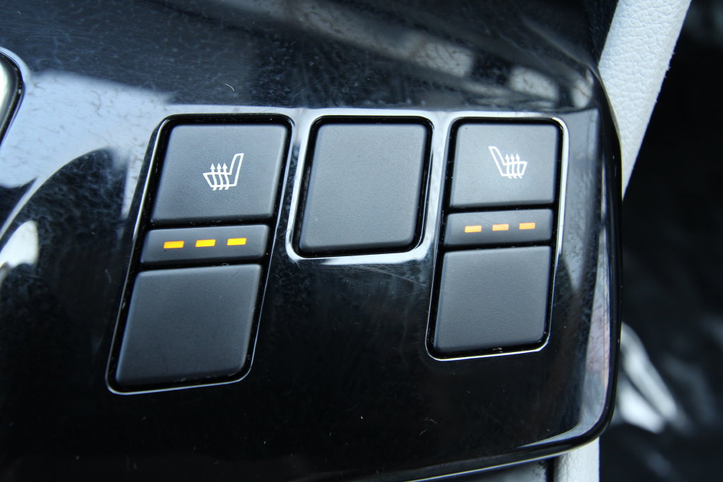 Used 2023 Kia Sportage EX FWD image 13