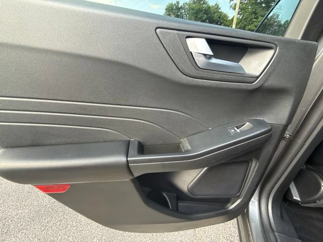 Used 2025 Ford Escape ST-Line FWD image 13