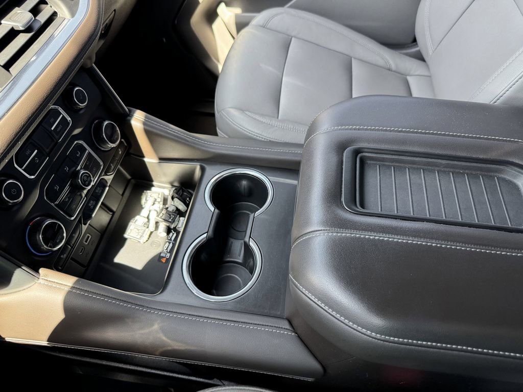 Used 2021 Chevrolet Tahoe Z71 w/ Z71 Signature Package AWD/4WD image 22