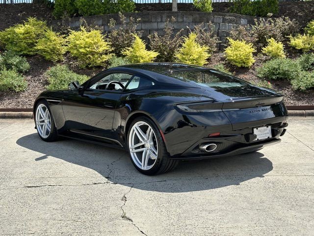 Used 2024 Aston Martin DB12 image 2