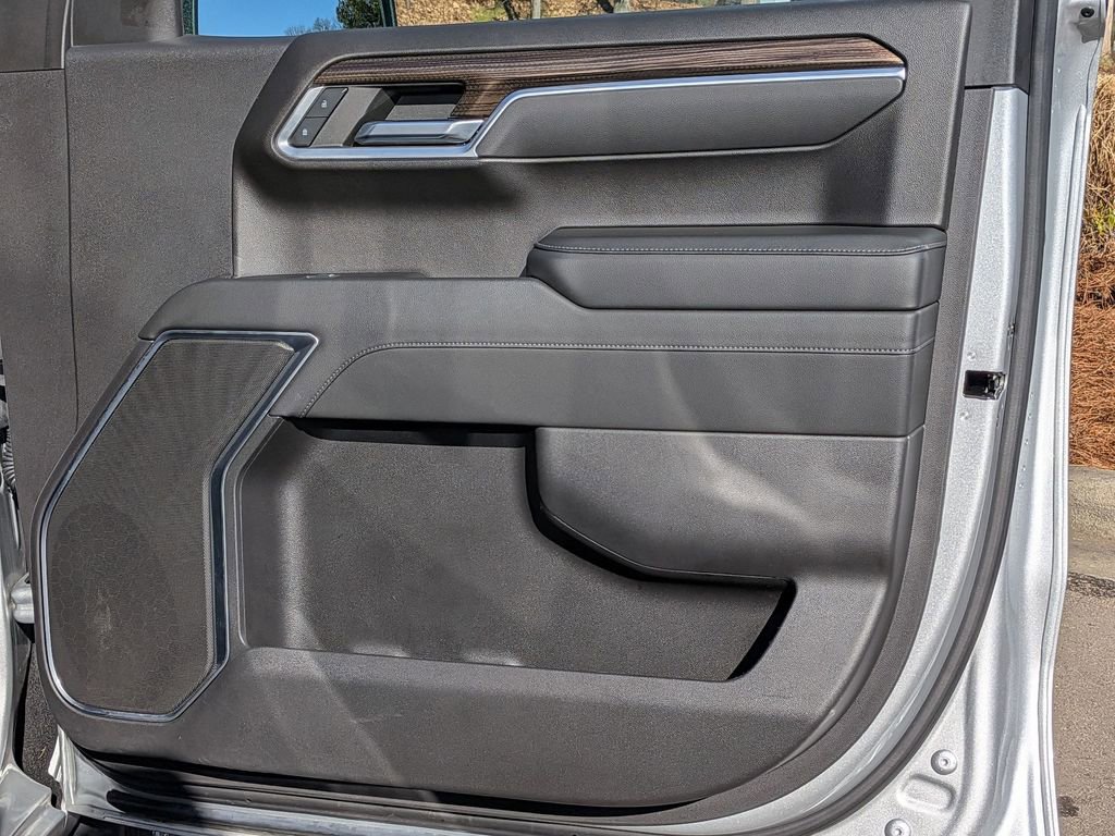 Used 2022 Chevrolet Silverado 1500 LT image 29