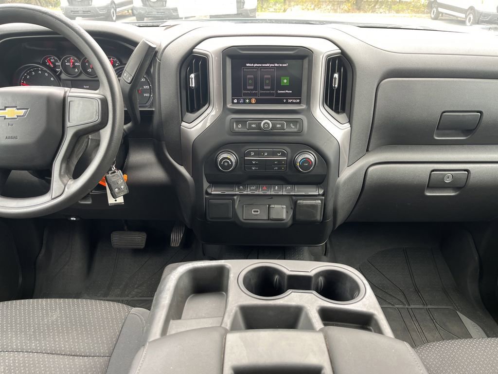 Used 2020 Chevrolet Silverado 1500 Custom w/ Custom Value Package image 16