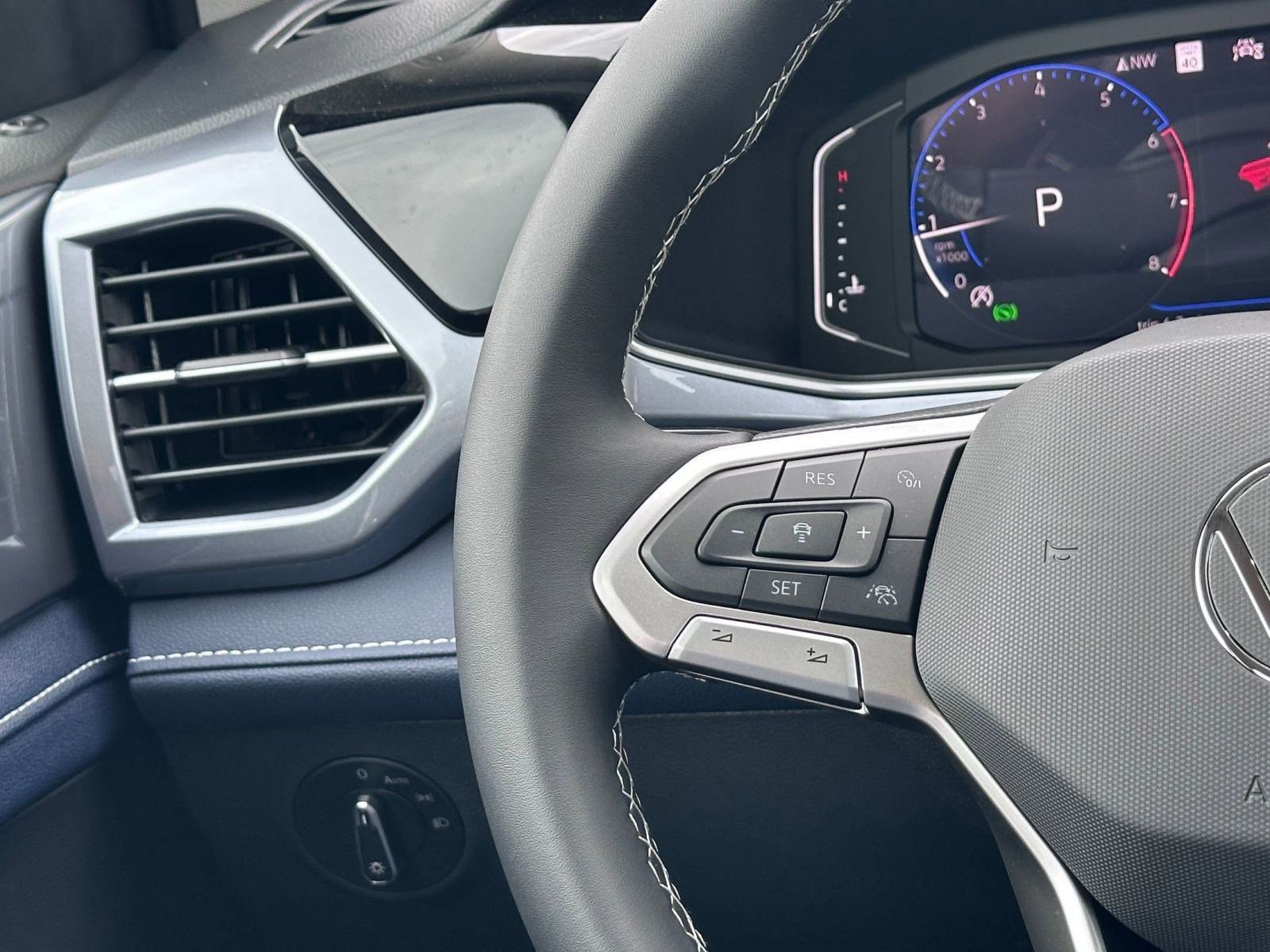 New 2026 Volkswagen Taos SEL image 22