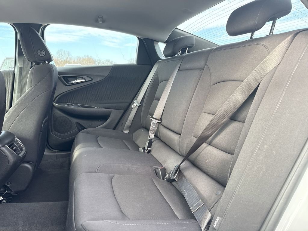 Used 2023 Chevrolet Malibu LT image 24
