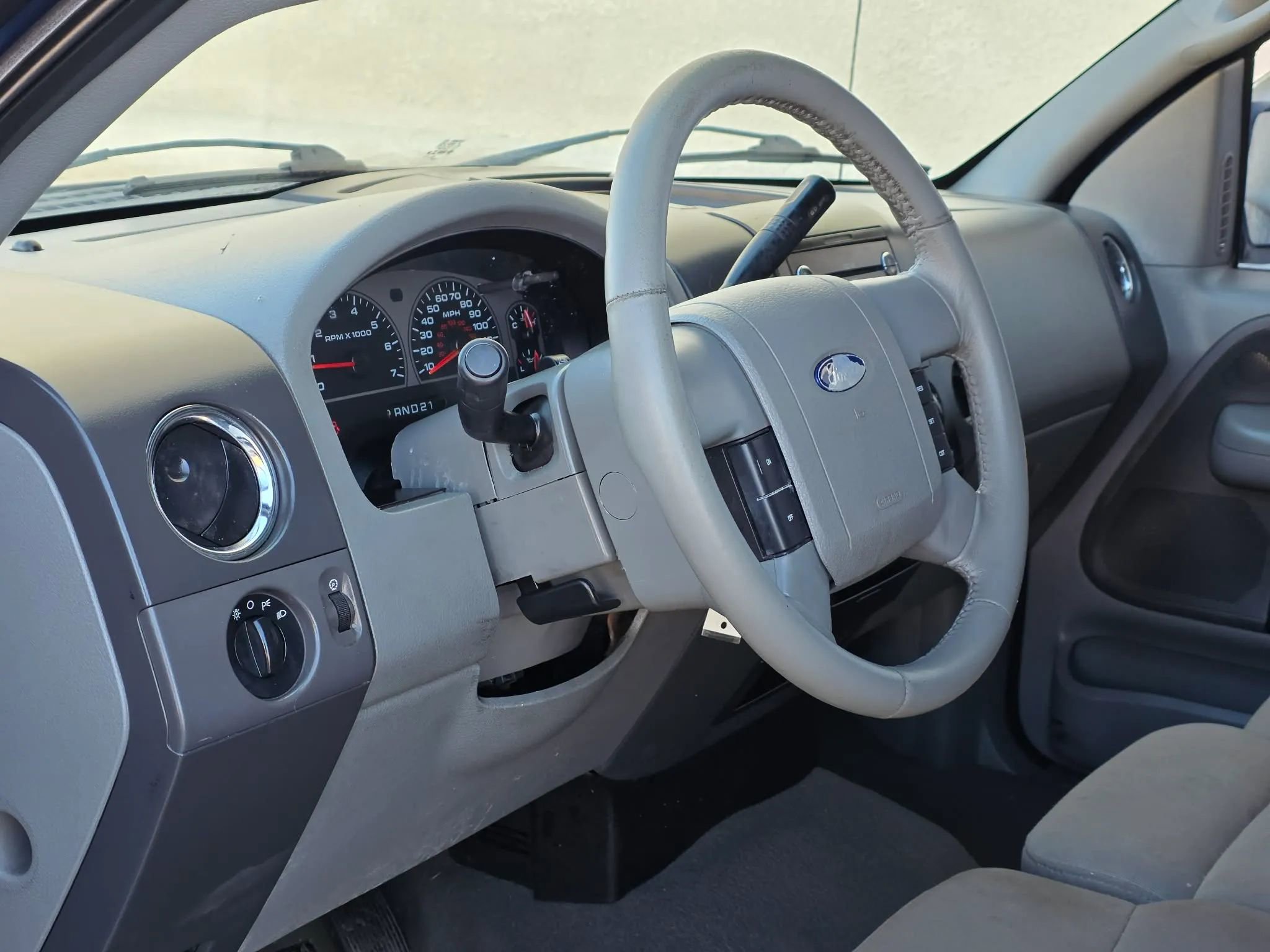 Used 2008 Ford F150 XLT image 9