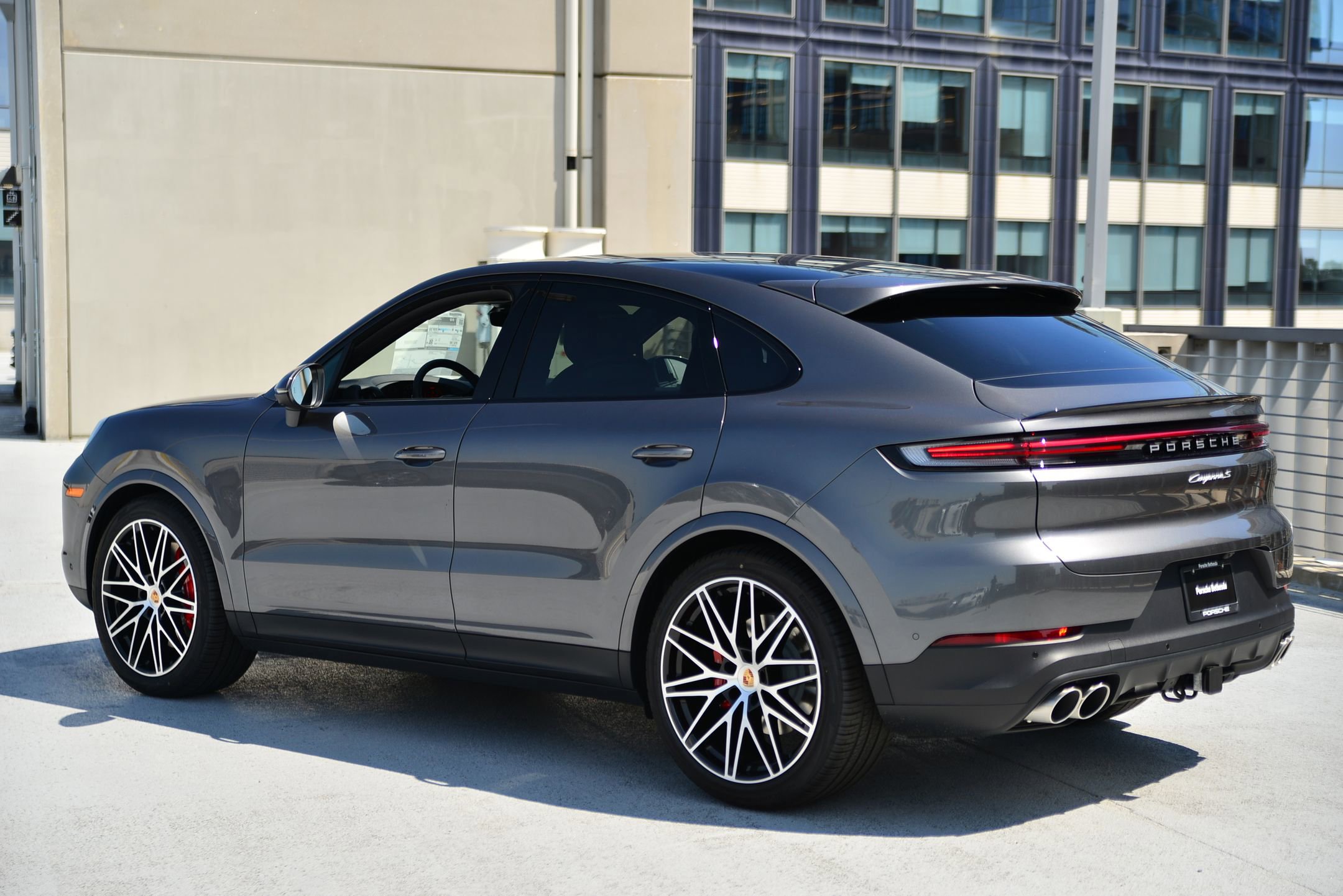 Used 2026 Porsche Cayenne S image 3