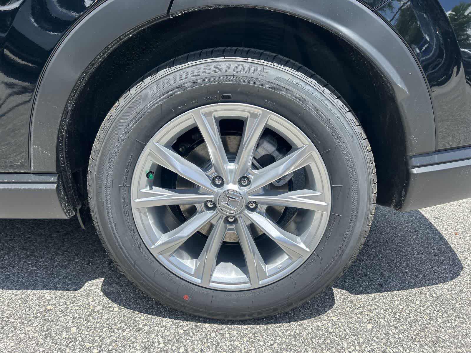 Used 2025 Honda CR-V EX image 12
