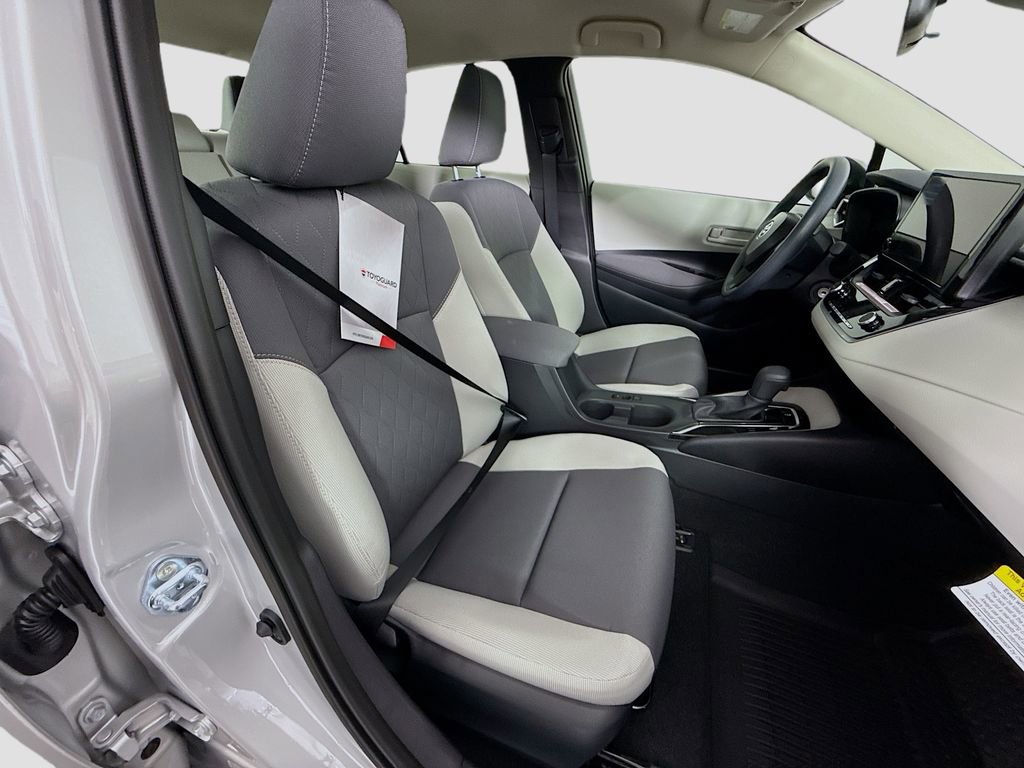 New 2026 Toyota Corolla LE image 18