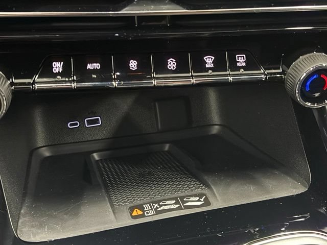 New 2026 Chevrolet Traverse RS AWD/4WD image 36
