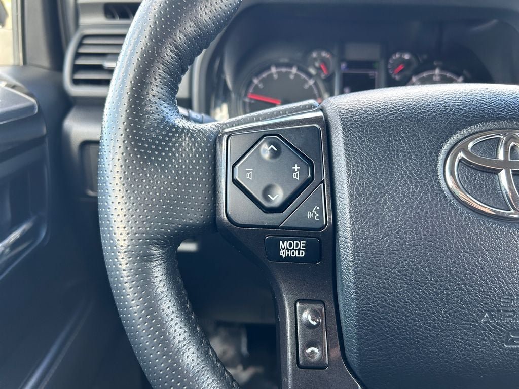 Used 2023 Toyota 4Runner 40th Anniversary SE AWD/4WD image 17