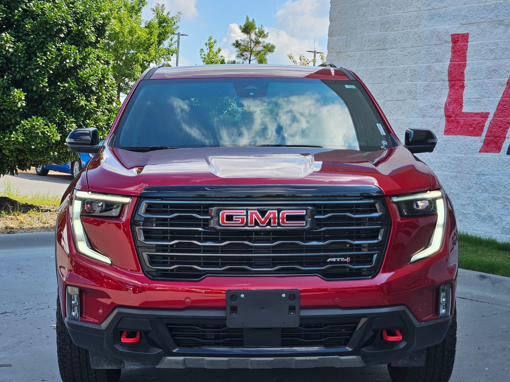 Used 2024 GMC Acadia AT4 w/ Super Cruise Package AWD/4WD image 2