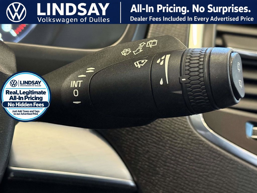 Used 2016 Volvo XC90 T5 Momentum AWD/4WD image 24