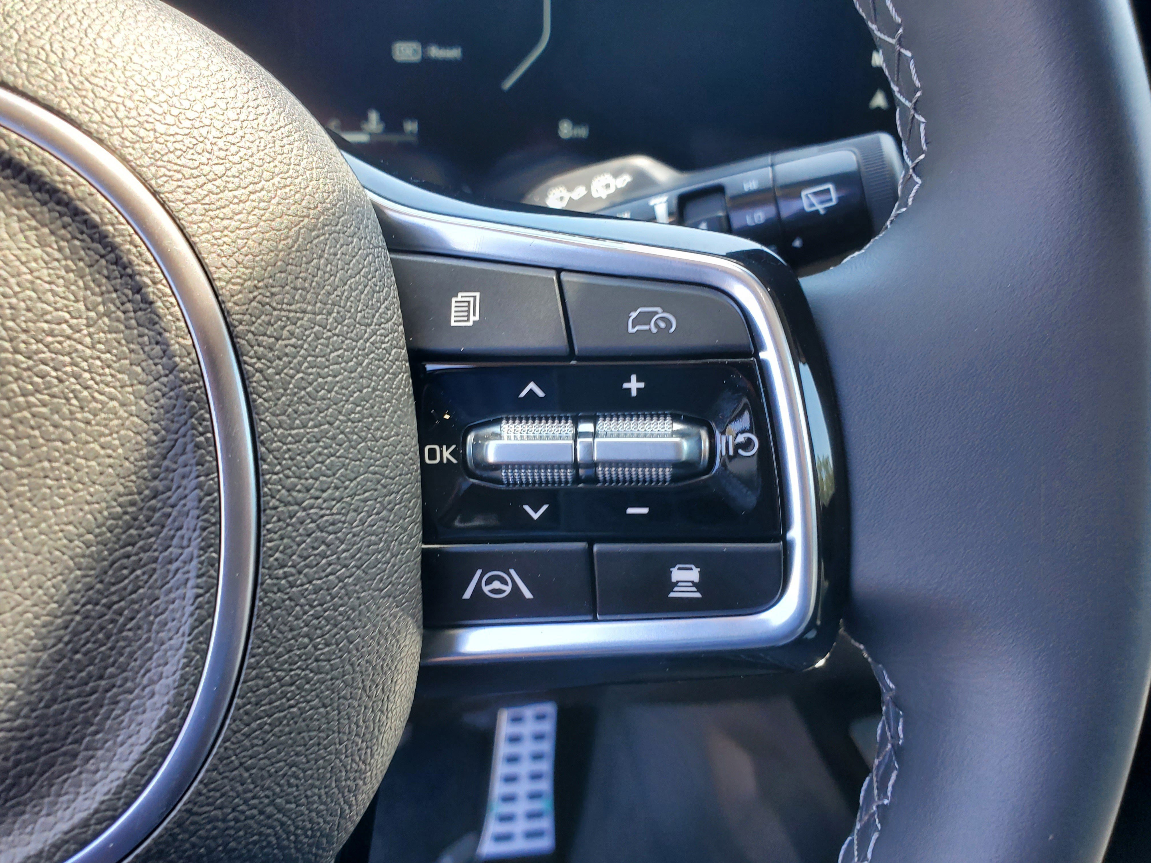 New 2025 Kia Sorento SX image 18