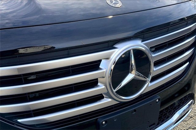 Used 2025 Mercedes-Benz GLB 250 4MATIC image 27