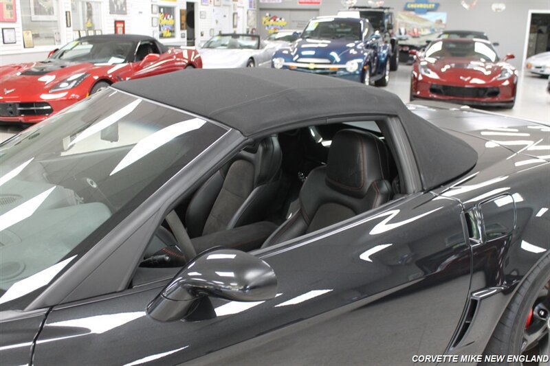 Used 2012 Chevrolet Corvette Grand Sport w/ 3LT Preferred Equipment Group RWD image 14