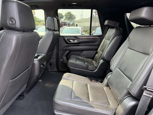 Used 2022 Chevrolet Tahoe Z71 w/ Luxury Package AWD/4WD image 9