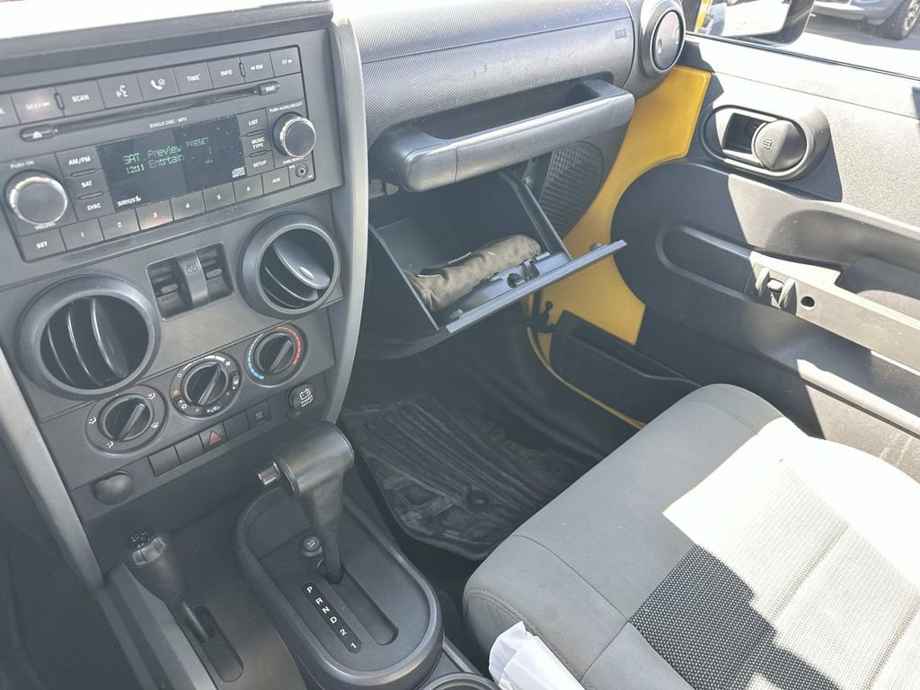 Used 2008 Jeep Wrangler X AWD/4WD image 31