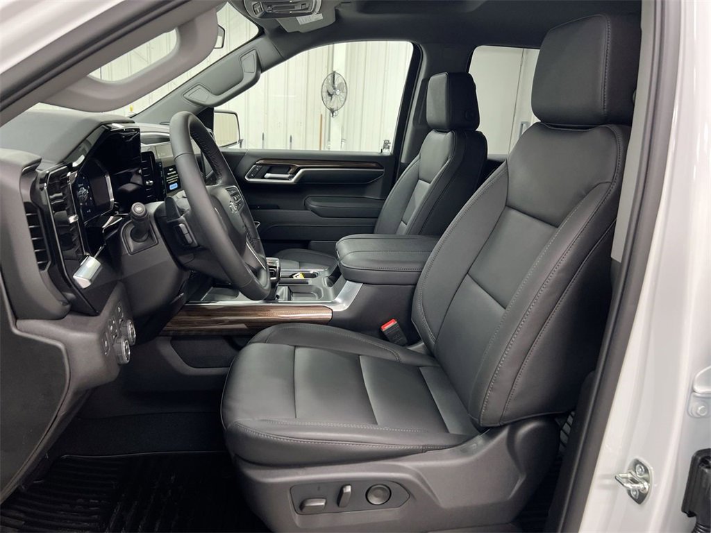 New 2026 Chevrolet Silverado 1500 RST w/ Convenience Package II image 20