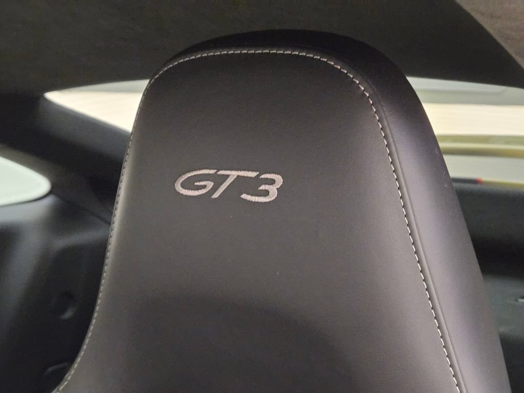 Used 2015 Porsche 911 GT3 RWD image 29