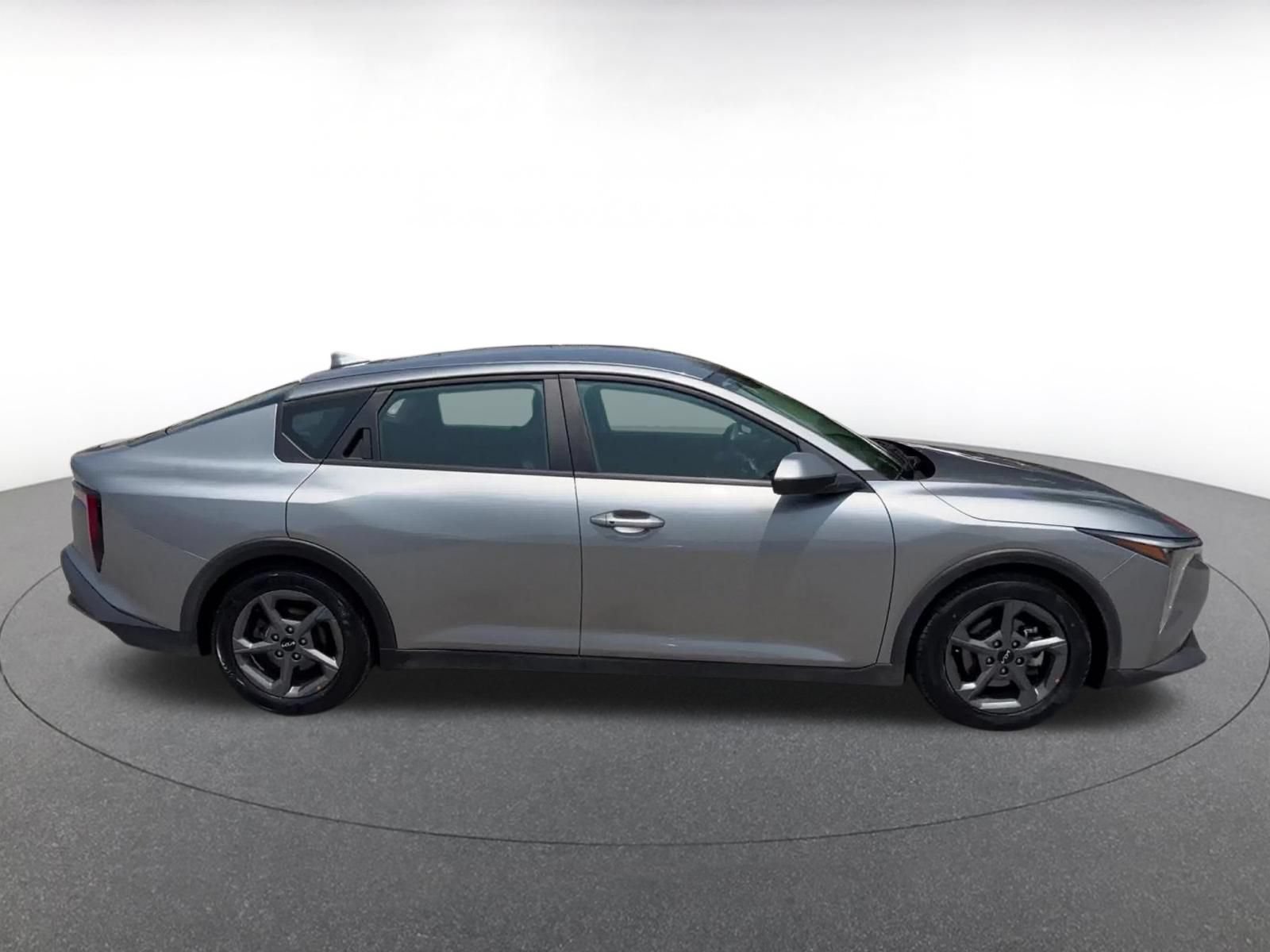 Used 2025 Kia K4 FWD image 16