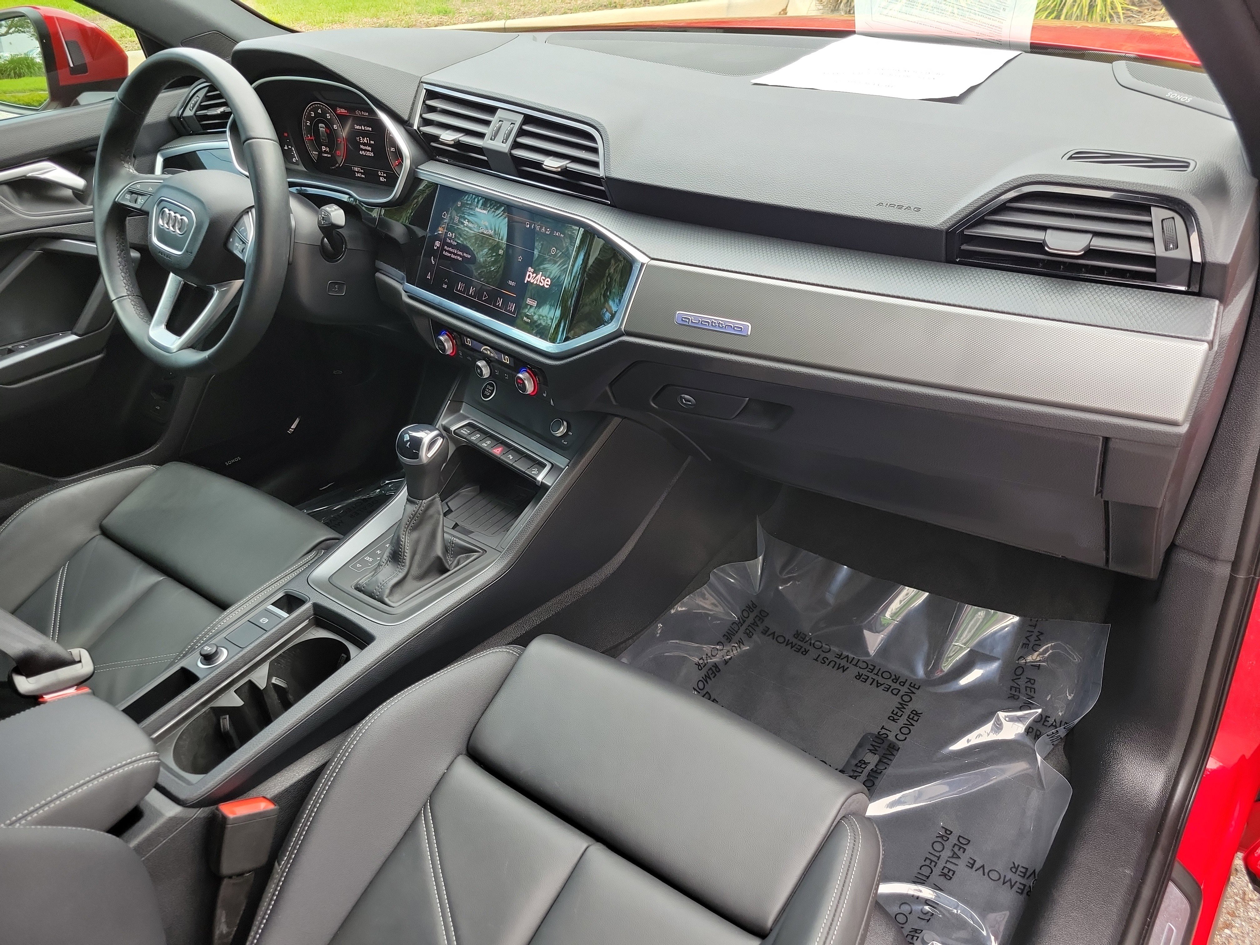 Certified 2024 Audi Q3 2.0T Premium Plus w/ Premium Plus Package image 11