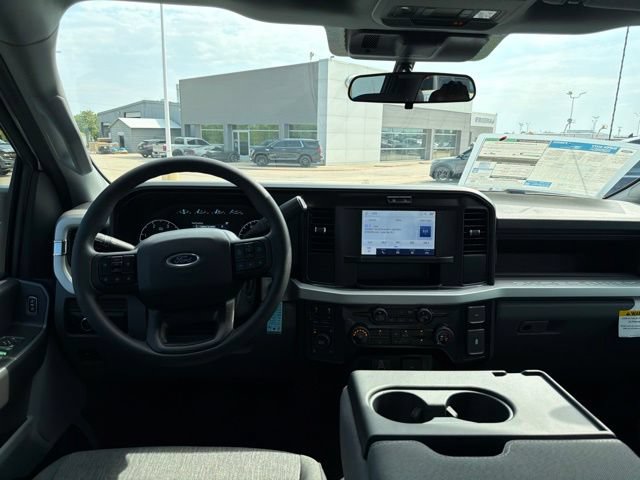 New 2026 Ford F250 XL w/ STX Appearance Package AWD/4WD image 9