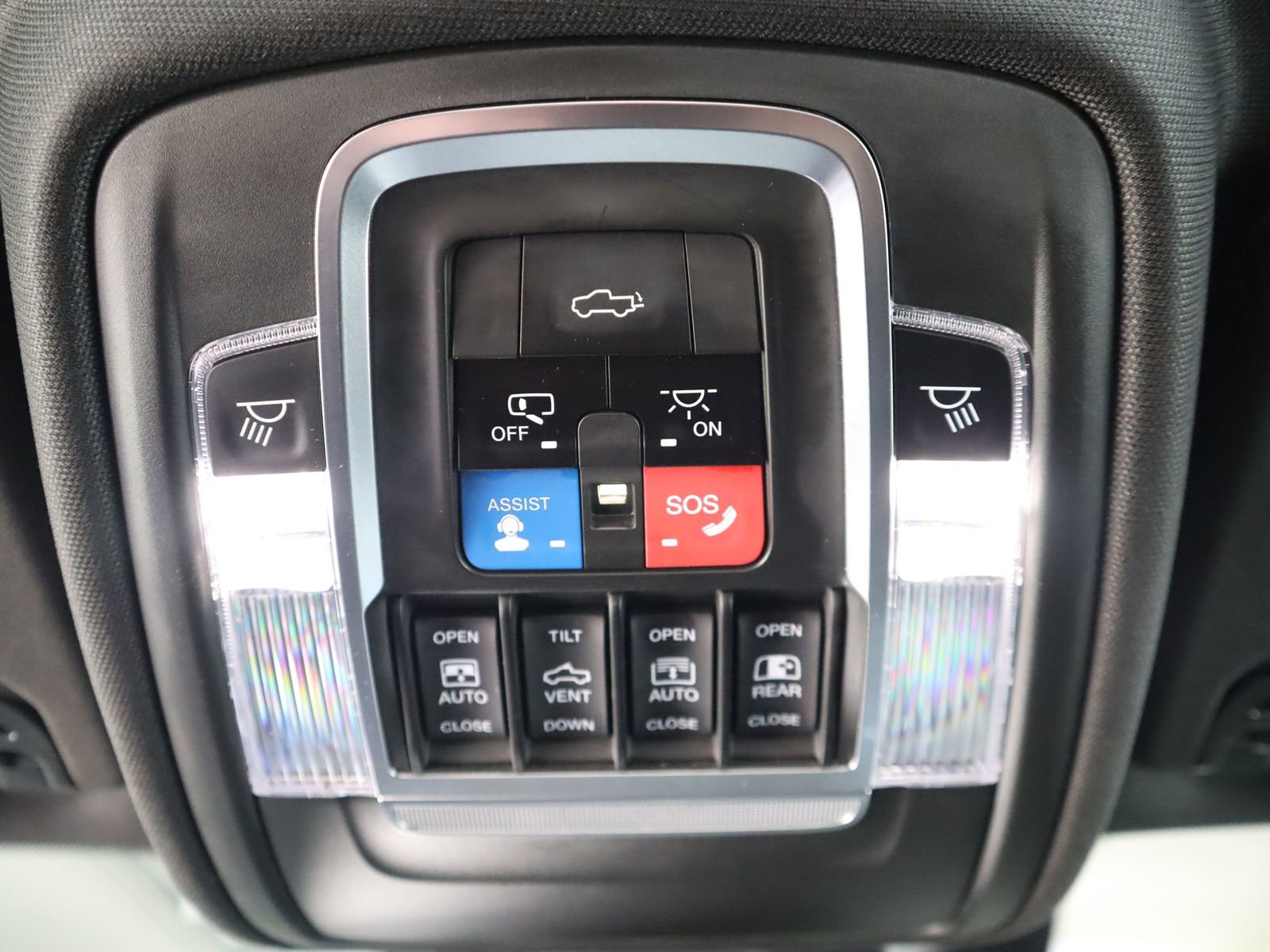 Used 2019 RAM 1500 Limited AWD/4WD image 44