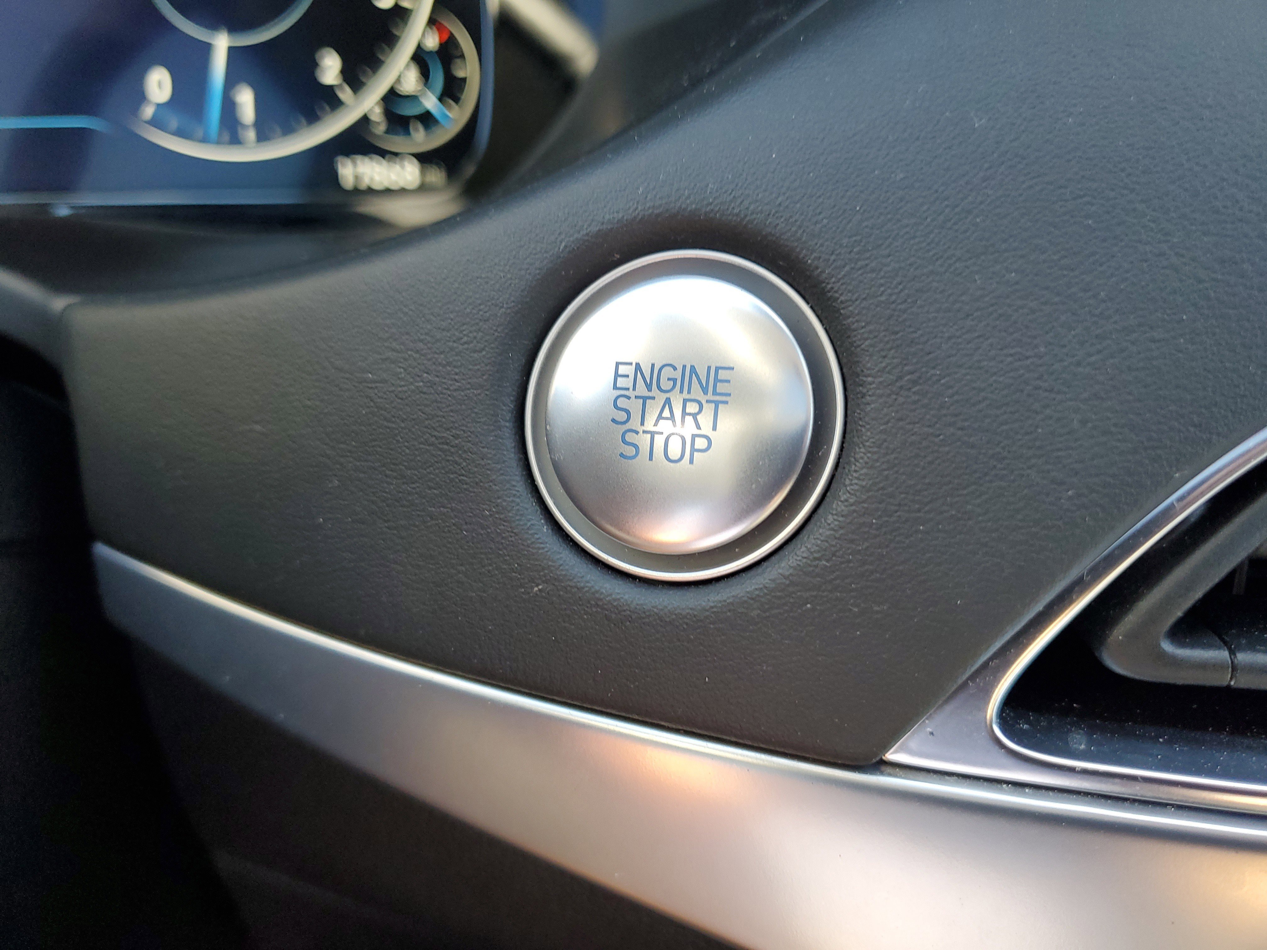 Used 2022 Hyundai Palisade Limited w/ Cargo Package image 34