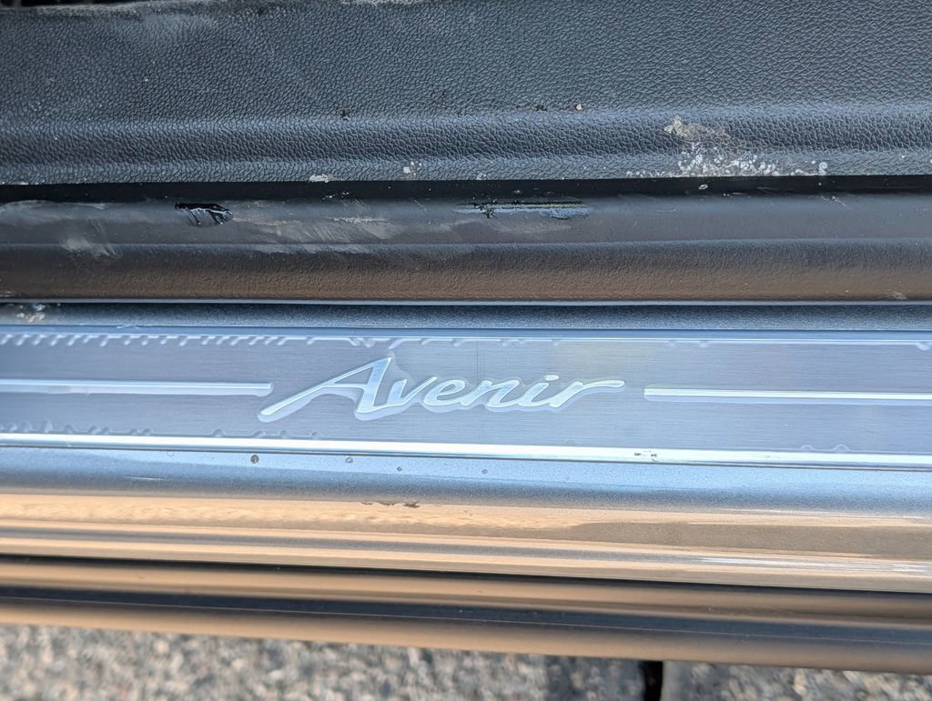 New 2026 Buick Envision Avenir image 14