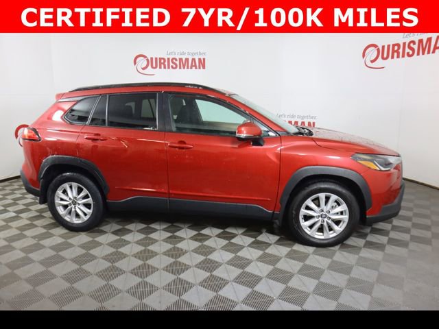 Used 2024 Toyota Corolla Cross LE image 16