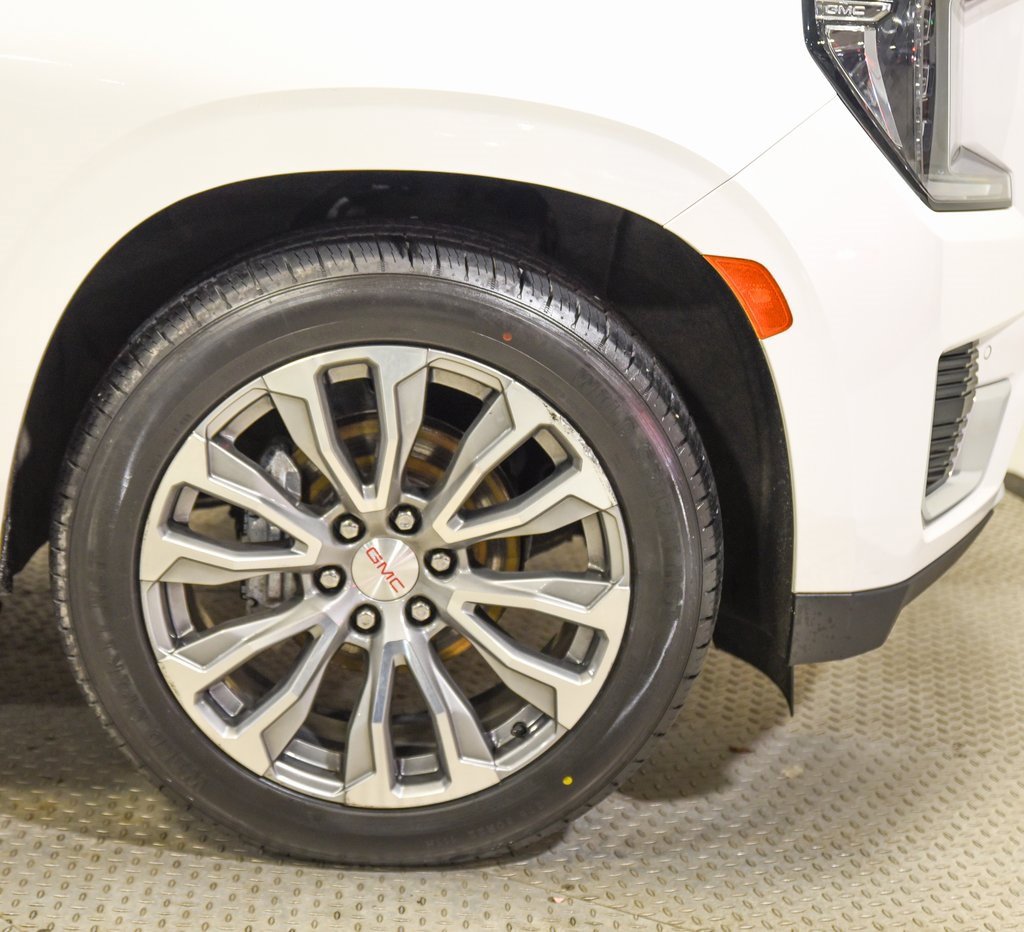 Used 2021 GMC Yukon Denali w/ Denali Ultimate Package image 13