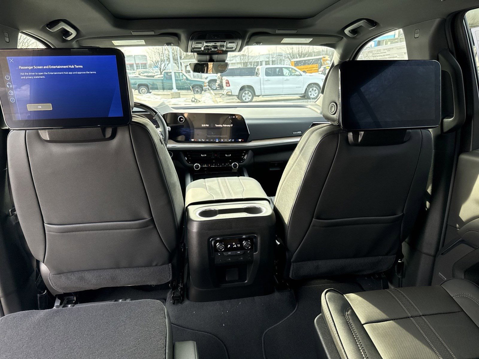 New 2026 Chevrolet Suburban High Country image 19