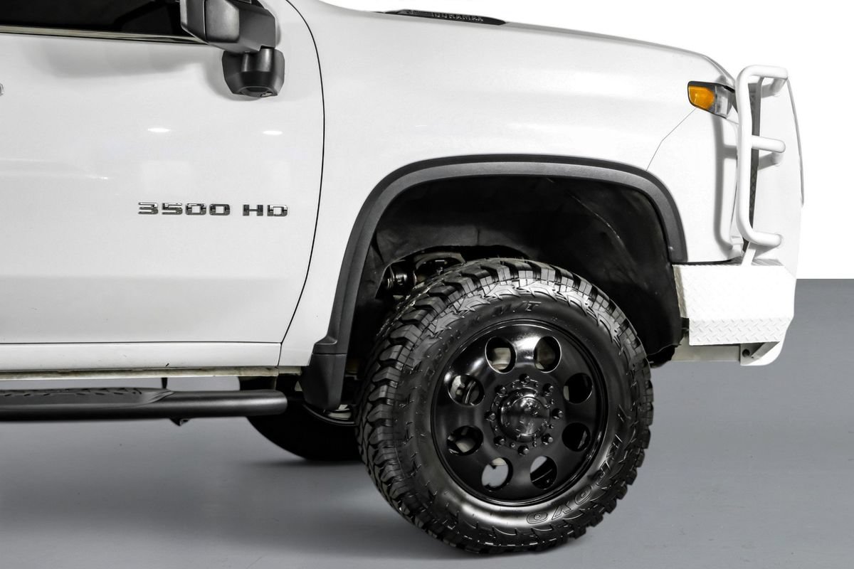 Used 2023 Chevrolet Silverado 3500 LTZ w/ LTZ Convenience Package AWD/4WD image 8