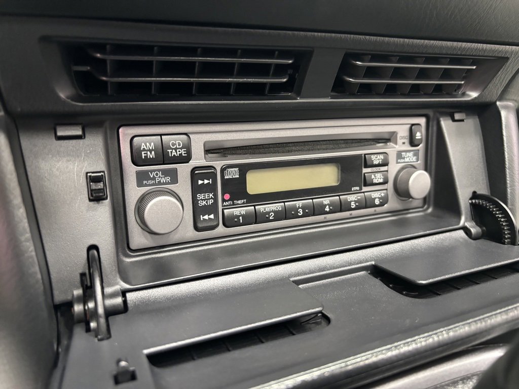 Used 2003 Honda S2000 image 11